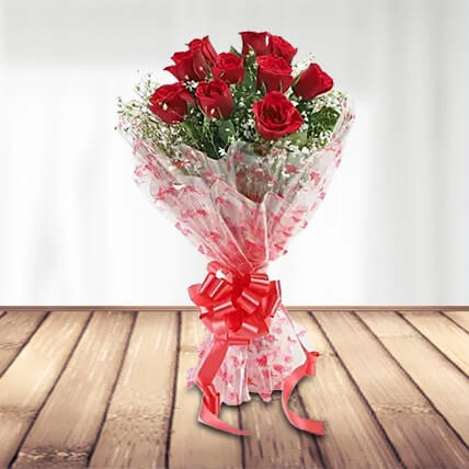 10 red roses