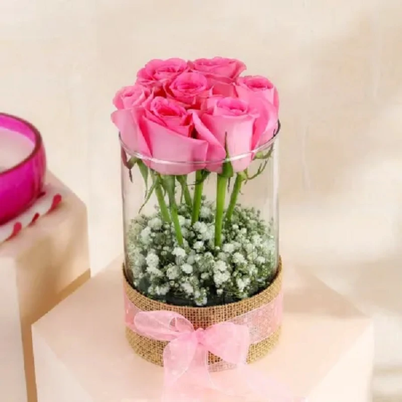 Pretty Pink Roses in Vase Pretty Pink Roses in Vase