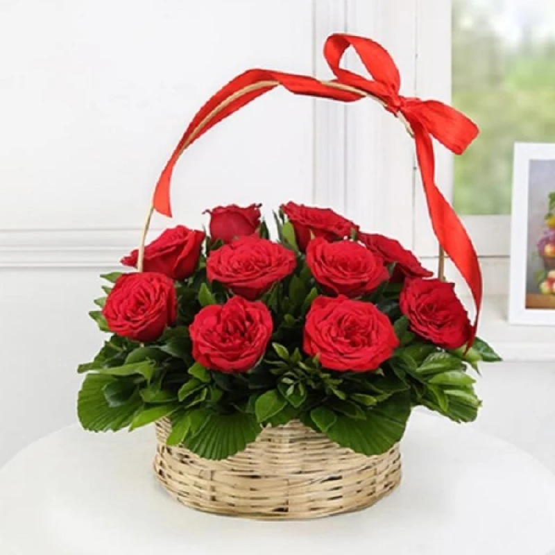 10 Red Rose in Basket 10 Red Rose in Basket