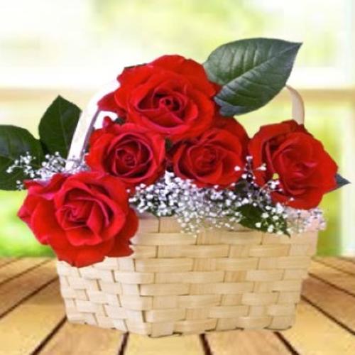 6 Red Rose Basket 6 Red Rose Basket