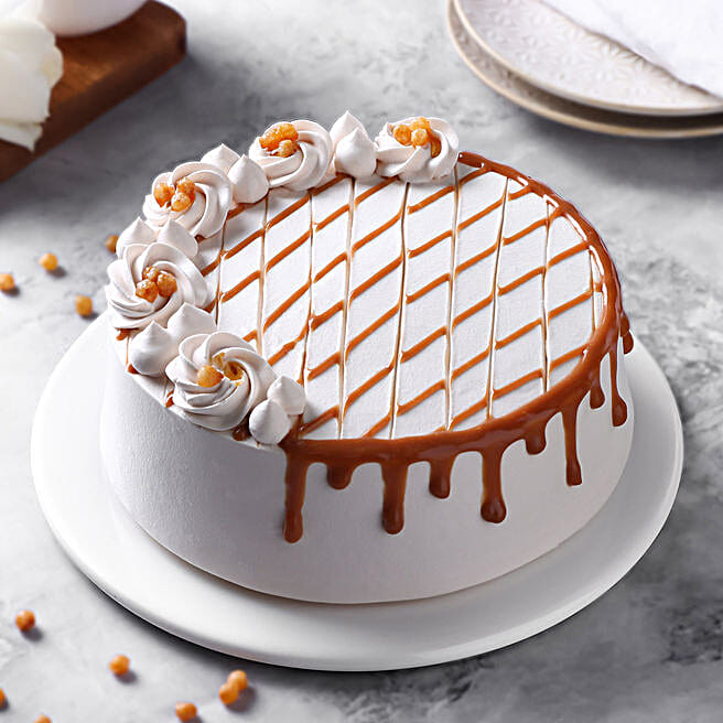 Eggless Caramel Cream Cake