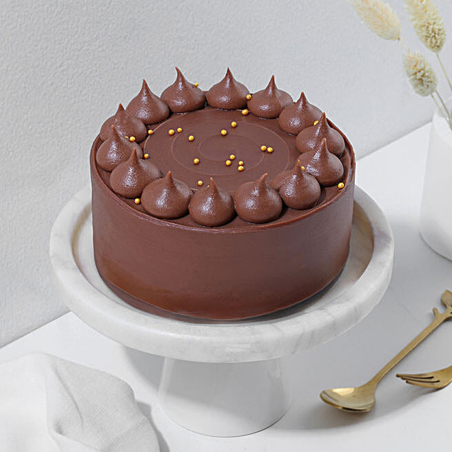 Classic Chocolate Cream Cake