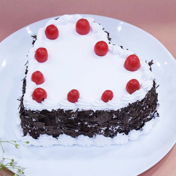 500gm heart shape blackforest cake