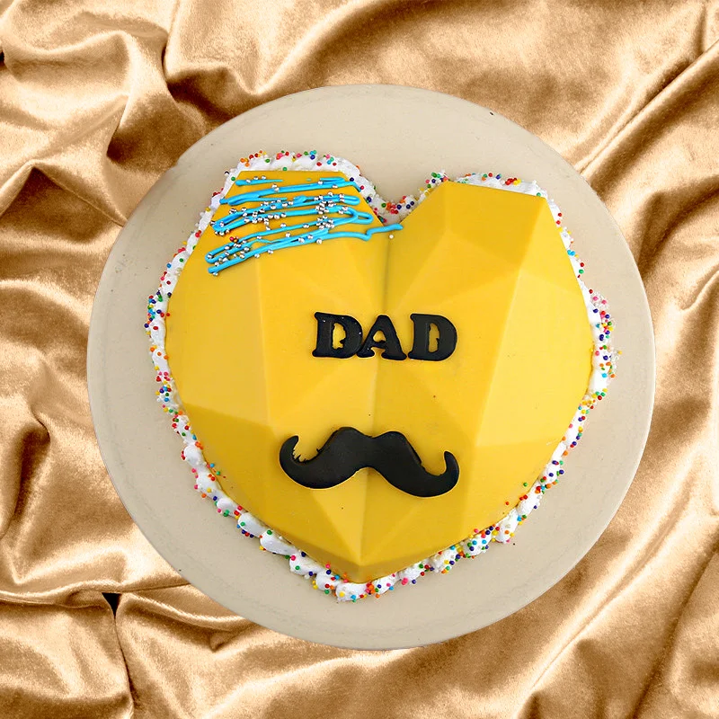 Dad Moustache Pinata Cake_A Dad Moustache Pinata Cake_A
