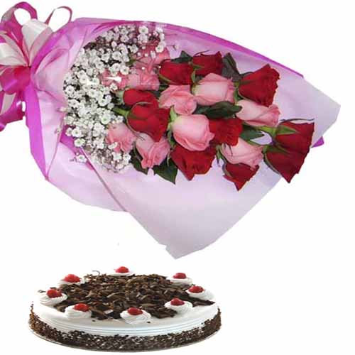 20 Roses with Eggless BlackForest Cake 20 Roses with Eggless BlackForest Cake