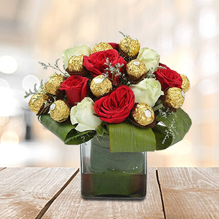 Distinctive Choco Flower Arrangement Distinctive Choco Flower Arrangement