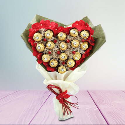 My Heart Rocher Bouquet