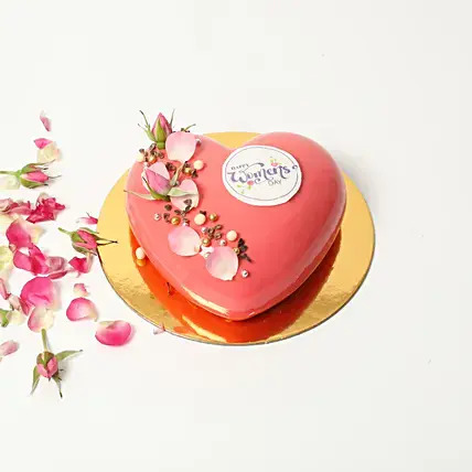 Womens Day Heart Shape Cake 500 Gm