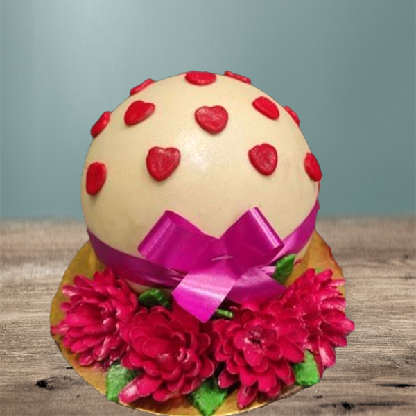 Yummy Butterscotch Pinata Cake