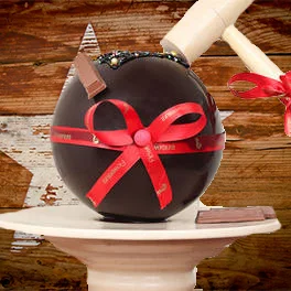 Round Choco Pinata Cake_B Round Choco Pinata Cake_B
