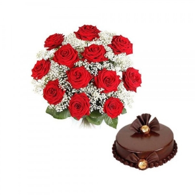 Delicious Cake & Roses