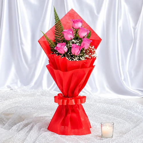 Sweet Pink Roses & Dairy Milk Delight Bouquet_A Sweet Pink Roses & Dairy Milk Delight Bouquet_A